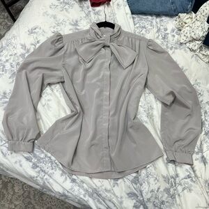 Elegant Gray Women's Blouse with Bow Detail size 8